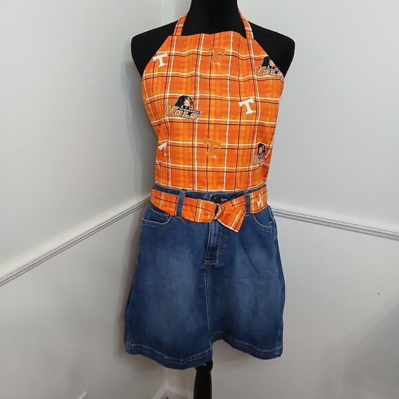 Tennessee Vols 2 Piece Handmade Apron and Oven Mitt UT Vols Set - Picture 1 of 8